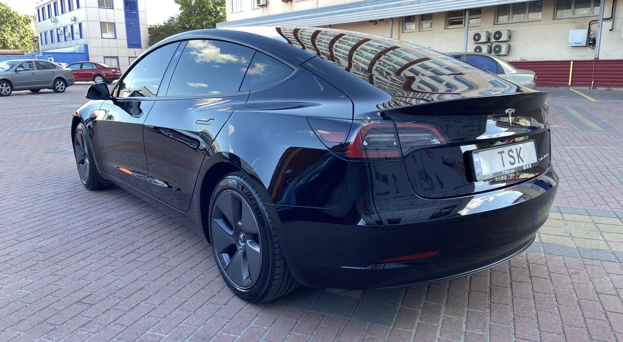 Tesla Model 3 LongRange  DM (EU)